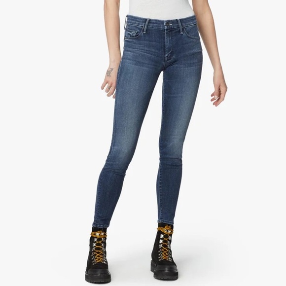 MOTHER The High Waisted Looker Ankle in Watch me denim blue wash 26 - Picture 1 of 3